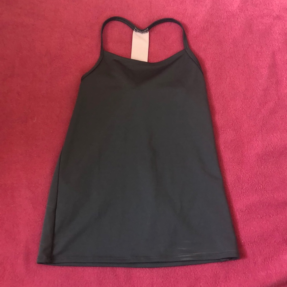 athletic top